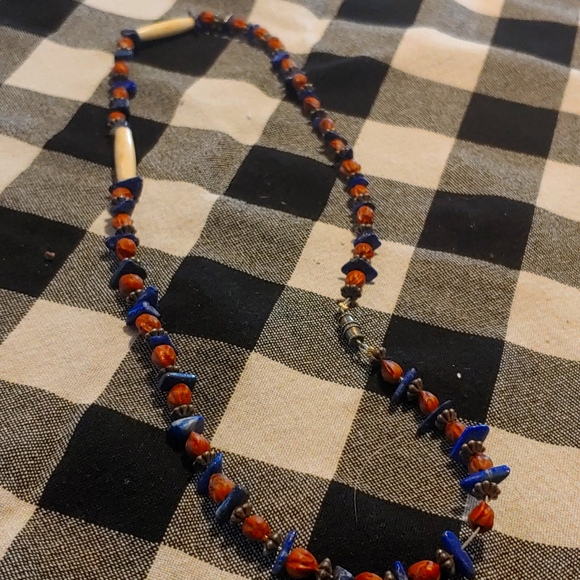 Blue crystals with wood style necklace - Picture 2 of 3